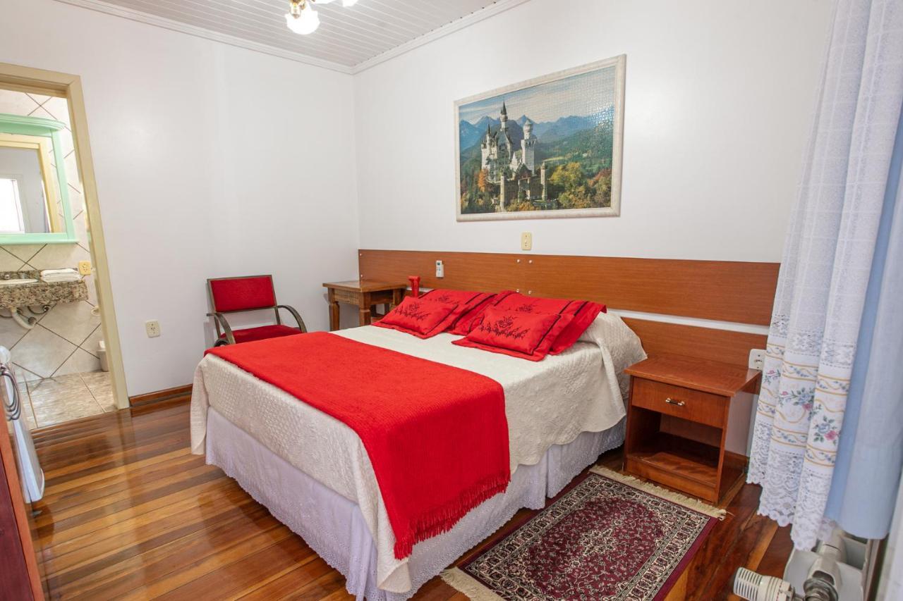 Hotel Pousada Casa Tasca เบงโต กองซัลเวส ภายนอก รูปภาพ