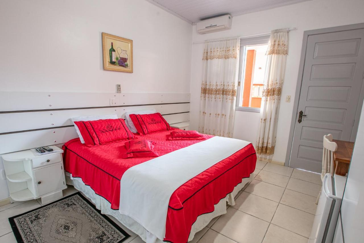 Hotel Pousada Casa Tasca เบงโต กองซัลเวส ภายนอก รูปภาพ