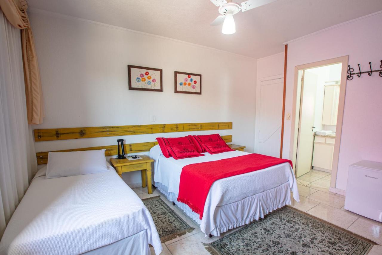 Hotel Pousada Casa Tasca เบงโต กองซัลเวส ภายนอก รูปภาพ